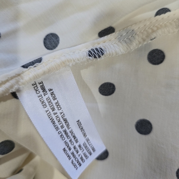 A New Day Women’s Cream Polka Dot Wrap Dress XS Balloon Sleeve Rayon New - Picture 8 of 9